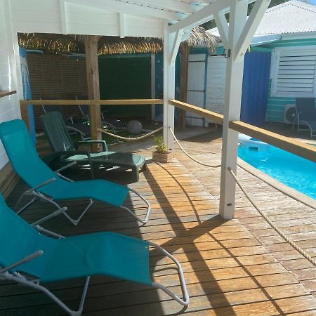 Lagon Sainte-Anne : Au Calme Et A 2 Pas Des Plages Exterior foto